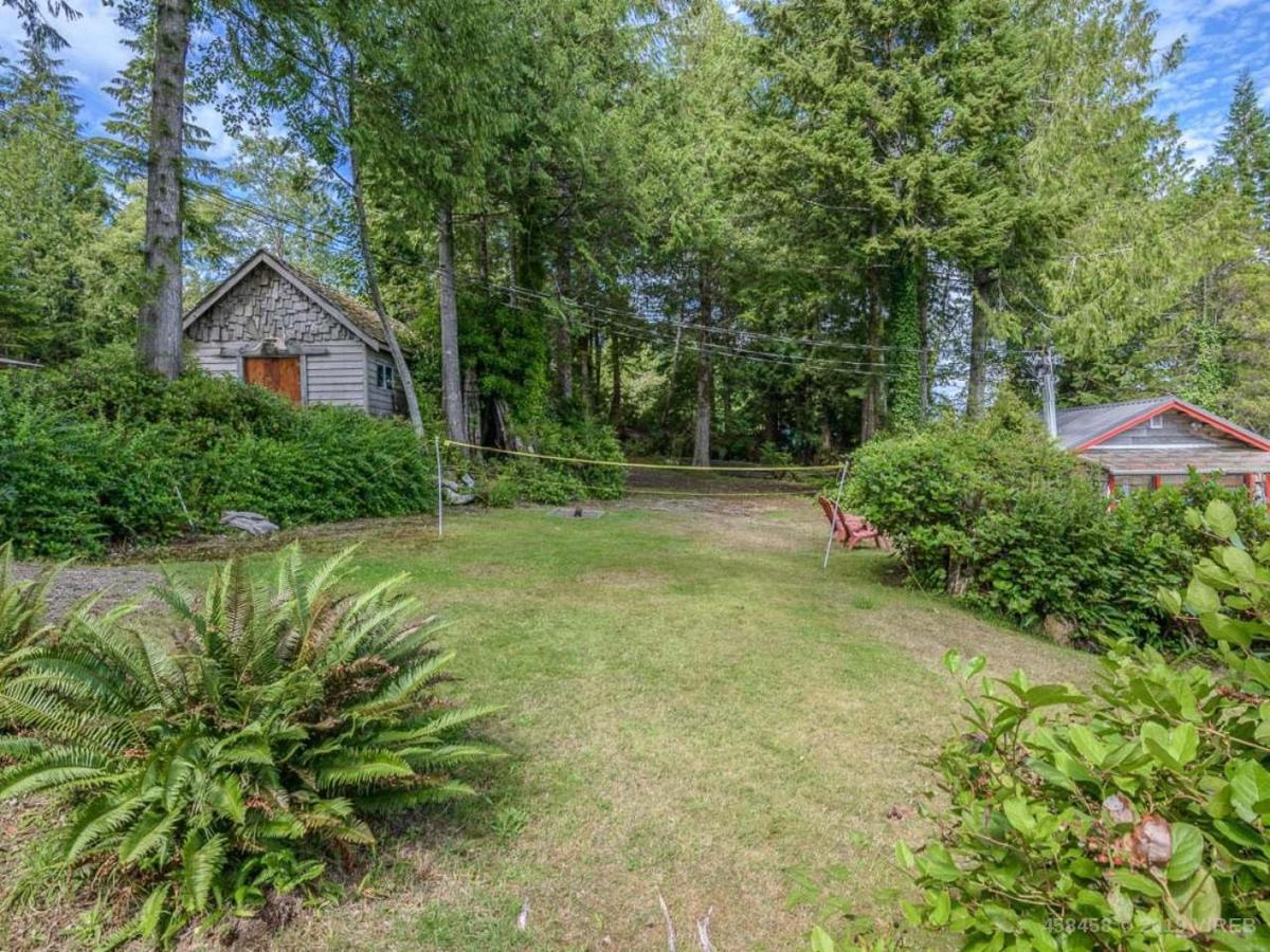 ホテル Woods End Landing Bamfield エクステリア 写真